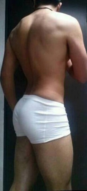 Alexander Escort putos hombres, putas mujeres, travestis de todas las regiones en Santiago |  Rico scort d elujo caleton versatl culiador en la cama sin limites, Guapo chico