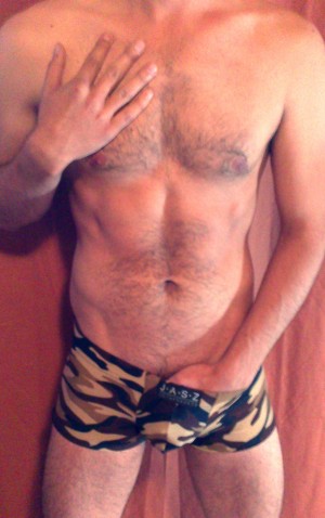 Mat�as Escort putos hombres, putas mujeres, travestis de todas las regiones en Santiago |  Joven estudiante escort pas masculino calent�n aperrado -, Estudiante universitario escort pasivo para un buen momento..