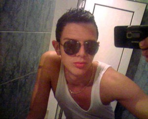 Erwin storn Escort putos hombres, putas mujeres, travestis de todas las regiones en Santiago |  Extranjero guapo nuevo en este rubro dispuesto a complacer., Chico deportista buen f&iacute;sico marcado con departamento muy discreto 