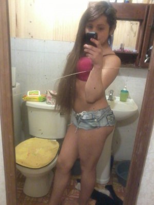 Danaez  Escort putos hombres, putas mujeres, travestis de todas las regiones en Puerto Montt |  Ni&ntilde;a apasionada solo 18 a&ntilde;itos pasiva y activa, Cumplire  todos tus deceos